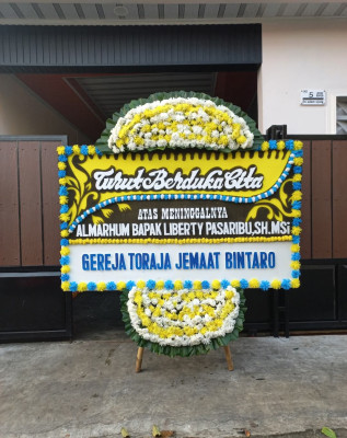 Papan Bunga Duka di Kalaparea